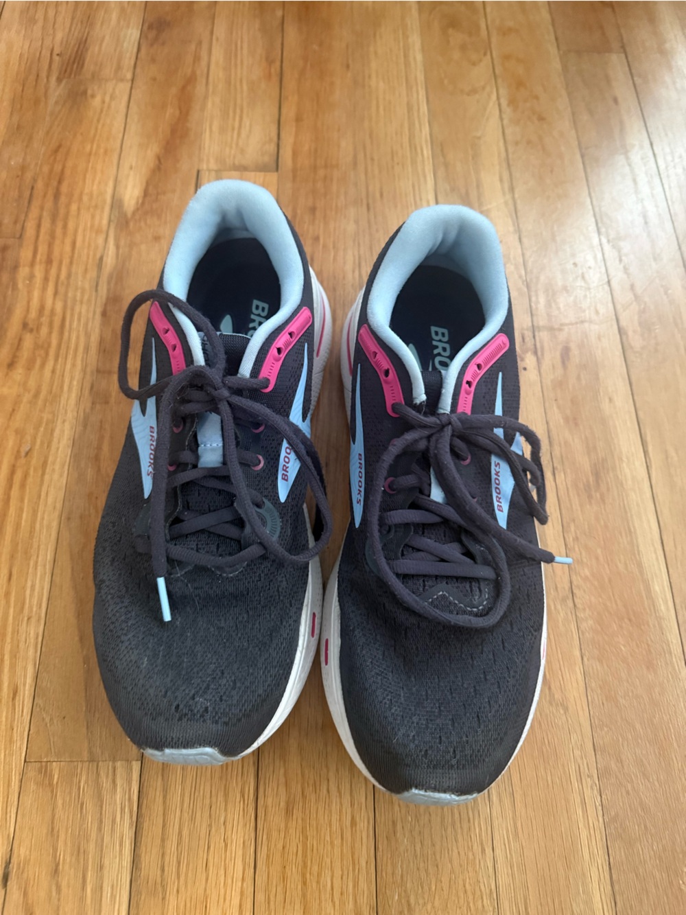 Brooks Ghost Max Walking Shoes Women’s 11 Black Blue Pink